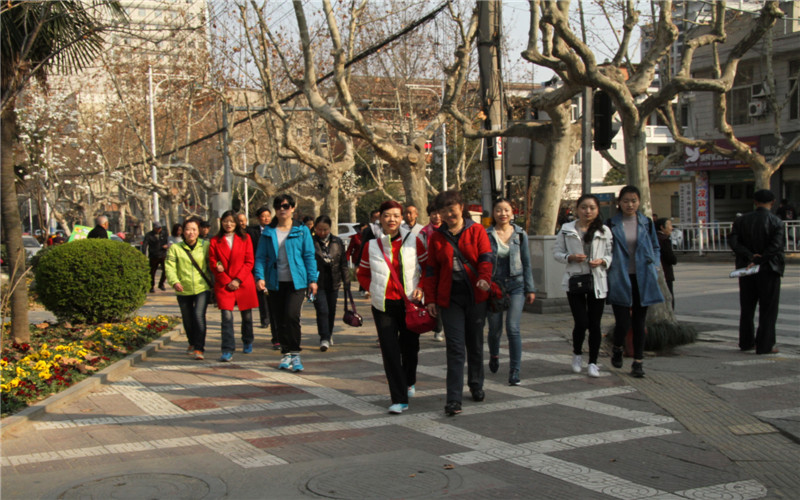 宝业（集团）公司庆“三八”徒步活动圆满结束